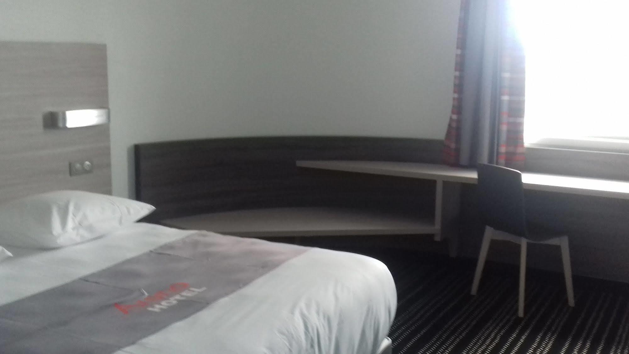 Hotel Arena Toulouse Eksteriør bilde